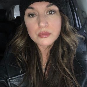 Meet your Posher, Lizabeth